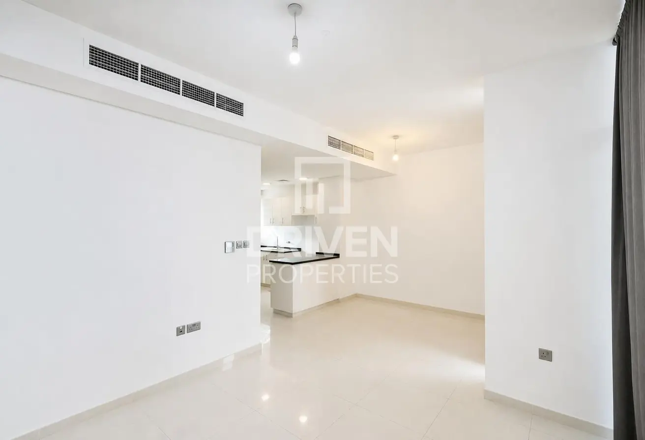 164601568 - Property Main Image