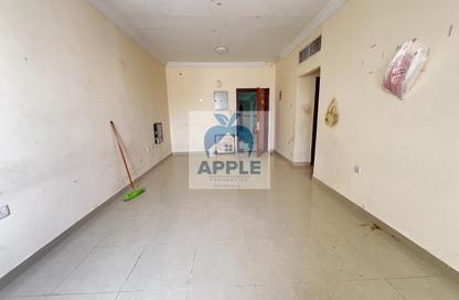 Apartment - 2 Bedrooms - 2 Bathrooms for rent in Muwailih Building - Muwaileh - Sharjah