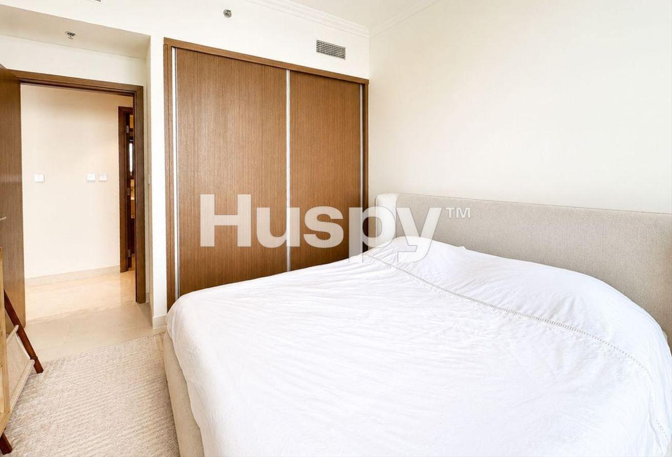 High Floor | Palm View | Vacant photo 6