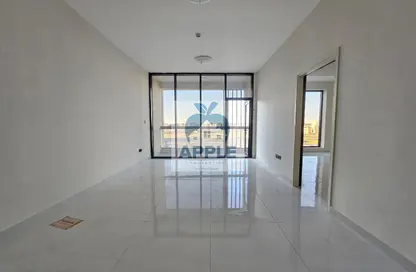 Apartment - 1 Bedroom - 2 Bathrooms for rent in Muwaileh Commercial - Sharjah