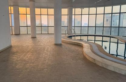 Apartment - 3 - 3 for sale in Capital Tower - Al Majaz - Sharjah Apartment - 3 - 3 for sale in Capital Tower - Al Majaz - Sharjah