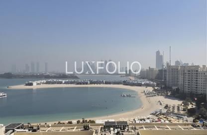 Apartment - 3 Bedrooms - 4 Bathrooms for rent in Sapphire - Tiara Residences - Palm Jumeirah - Dubai