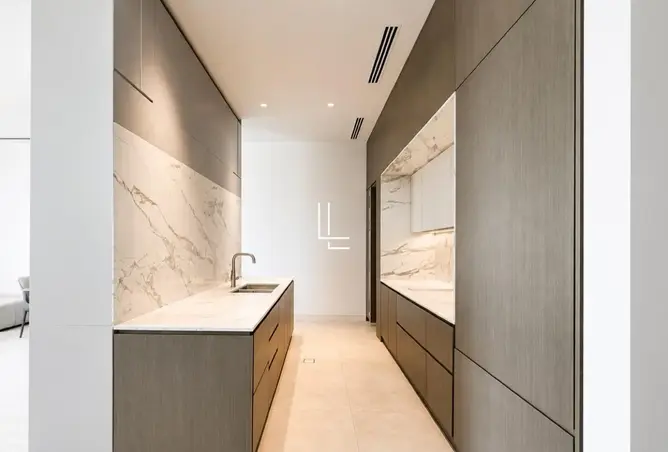 160092010 - Property Image 3