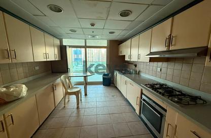 Apartment - 3 Bedrooms - 3 Bathrooms for rent in Marina Mansions - Dubai Marina - Dubai