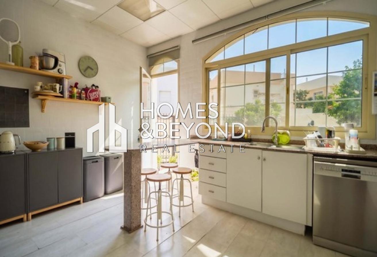 Spacious Villa | 4Bedroom | Prime Umm Suqeim photo 11