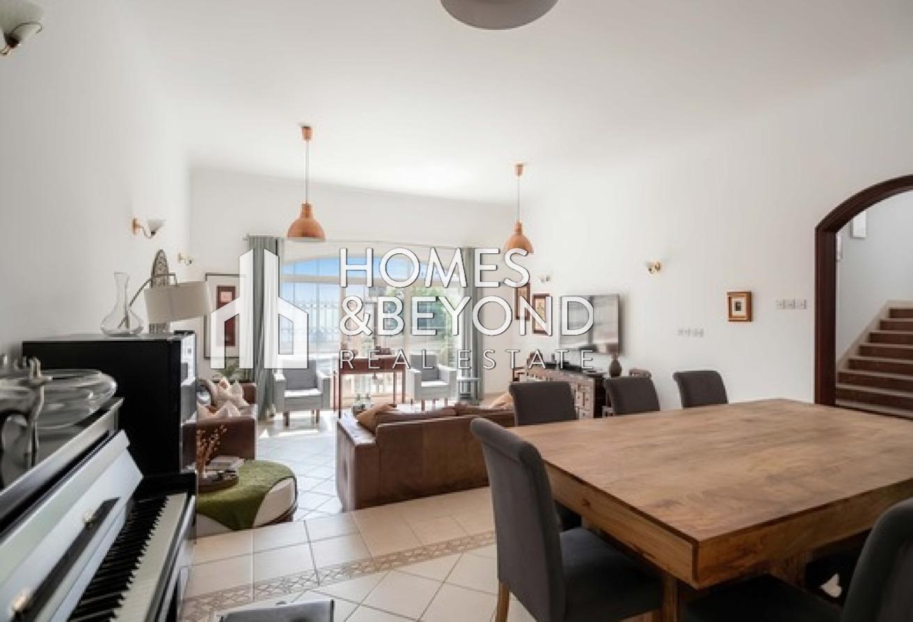 Spacious Villa | 4Bedroom | Prime Umm Suqeim photo 4