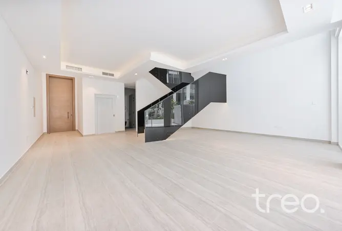 156261139 - Property Image 2