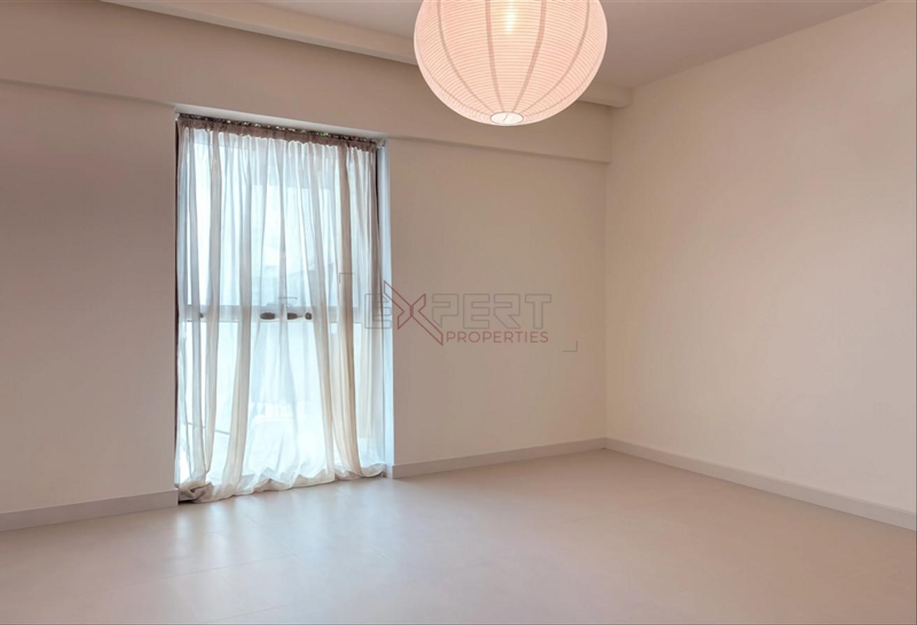 Vacant Unit | Community & Pool View |Ready to Move photo 6