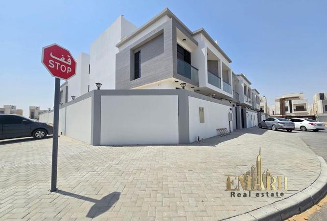 127912728 - Property Main Image