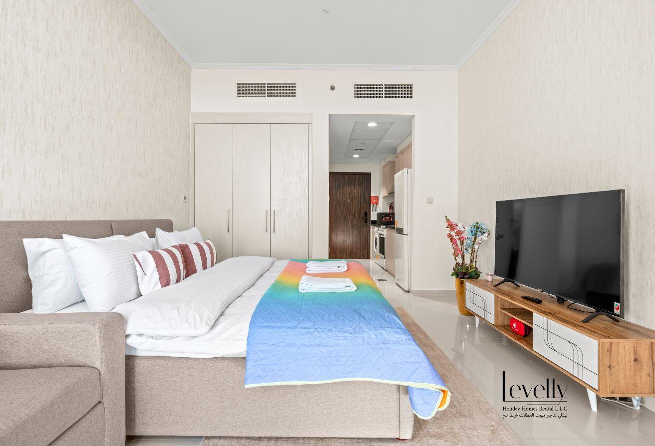 Fully Furnished Studio l Premium Amenities photo 4