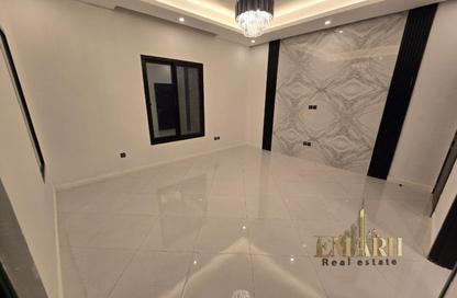 Villa - 3 - 4 for rent in Al Zaheya Gardens - Al Zahya - Ajman