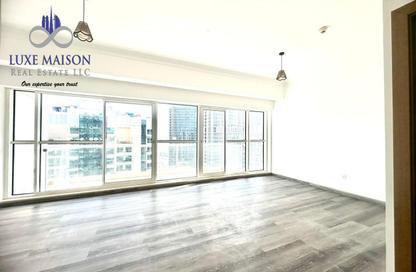 Apartment - 3 Bedrooms - 3 Bathrooms for rent in Mayfair Residency - Business Bay - Dubai