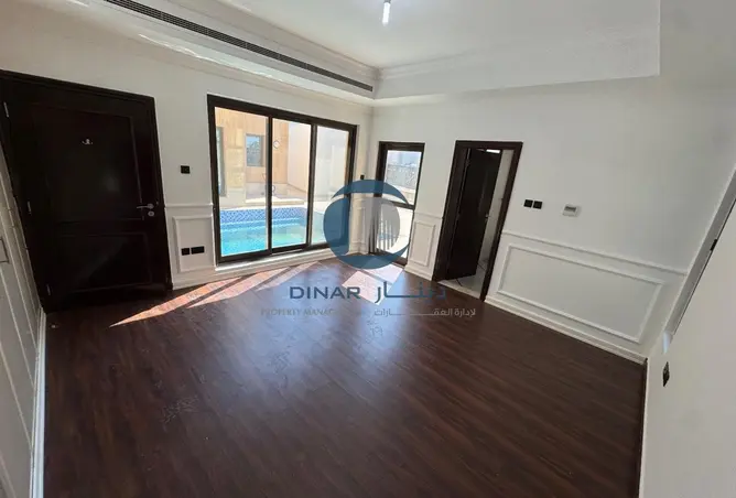 157469243 - Property Image 3