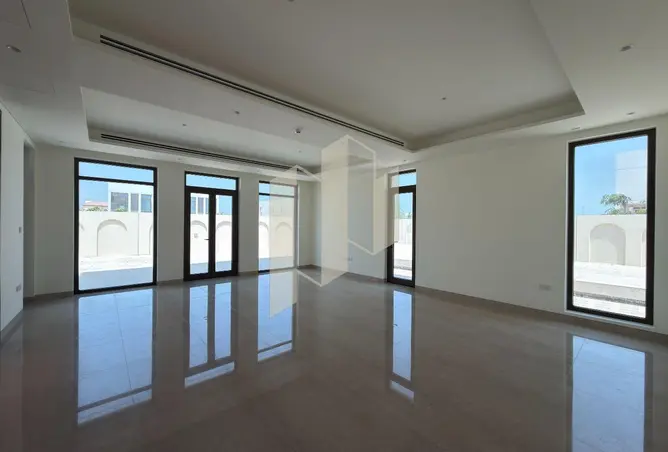 150025649 - Property Image 2
