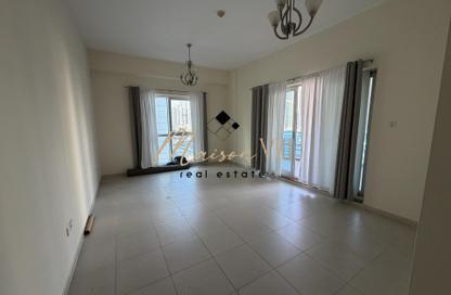 Apartment - 2 Bedrooms - 4 Bathrooms for rent in Cascades Tower - Dubai Marina - Dubai