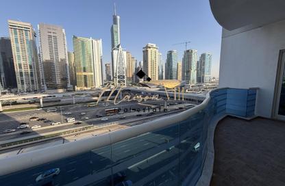 Apartment - 2 Bedrooms - 4 Bathrooms for rent in Cascades Tower - Dubai Marina - Dubai