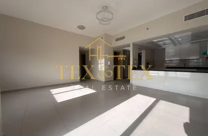 شقة - 2 غرف نوم - 3 حمامات للايجار في بروفايل ريزيدنس - مدينة دبي الرياضية - دبي