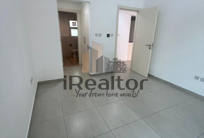 76967067 - Property Image 2