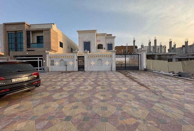 96931931 - Property Image 2