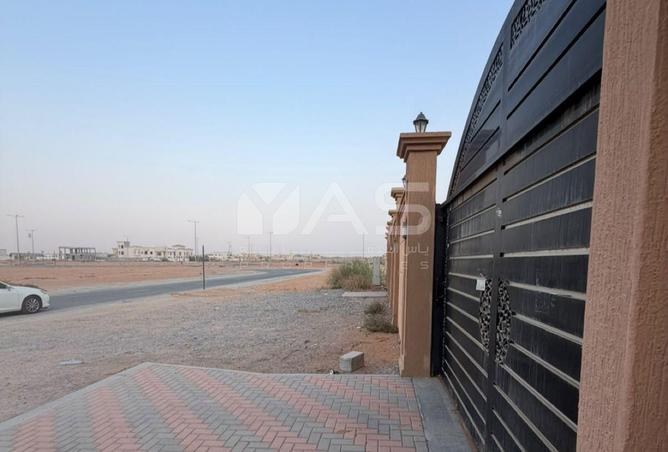 136540205 - Property Image 2