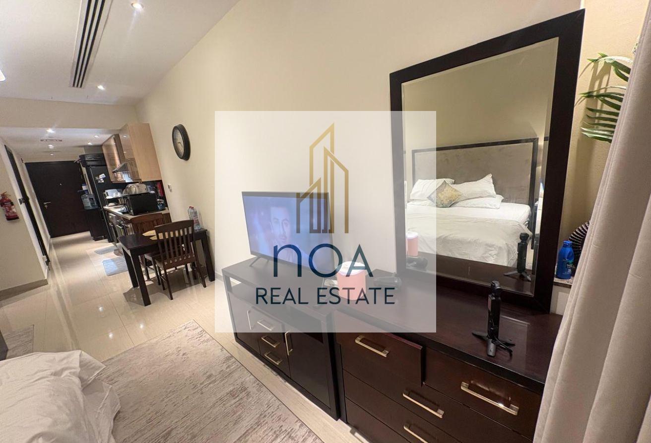 Furnished Studio | High Floor | skyline view photo 7