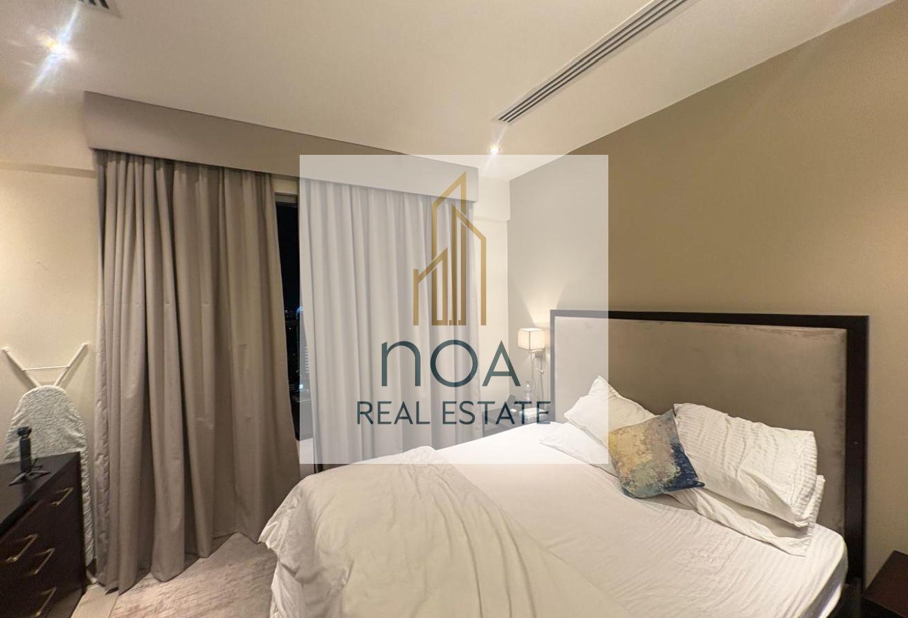 Furnished Studio | High Floor | skyline view photo 8
