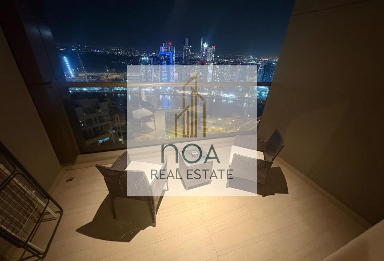 Furnished Studio | High Floor | skyline view photo 4