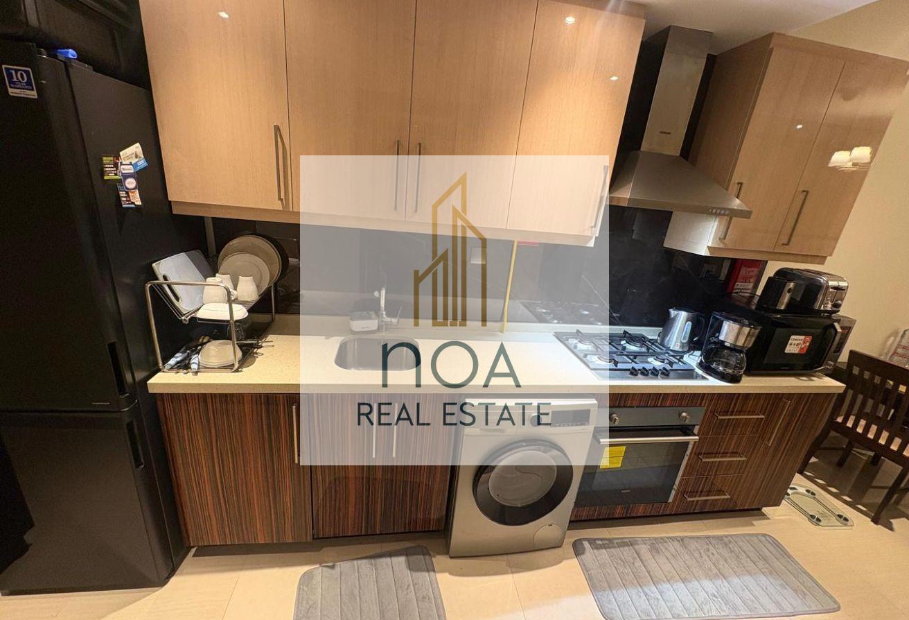 Furnished Studio | High Floor | skyline view photo 15
