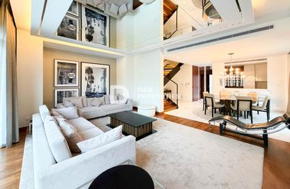 Townhouse - 4 - 6 for rent in Picadilly Green - Damac Hills - Dubai