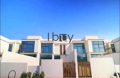 Townhouse - 2 Bedrooms - 4 Bathrooms for sale in Souk Al Jubail - Al Jubail Island - Abu Dhabi