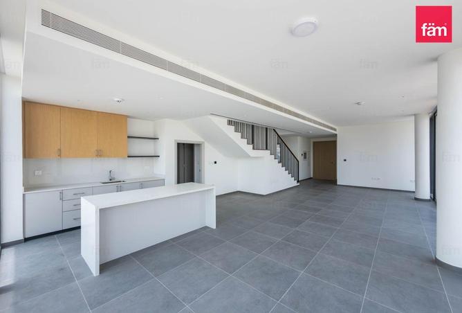 82811610 - Property Image 3