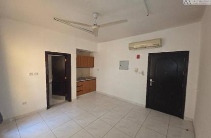 Apartment - Studio - 1 for rent in Al Souk Al Kabeer Street - Al Souk Al Kabeer - Bur Dubai - Dubai
