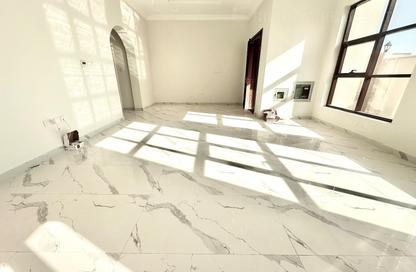 Villa - 4 Bedrooms - 5 Bathrooms for rent in Hoshi 1 - Hoshi - Al Badie - Sharjah