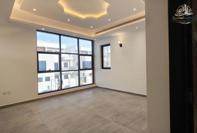 81109128 - Property Image 3