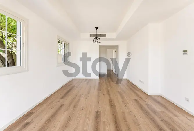 156900916 - Property Image 3