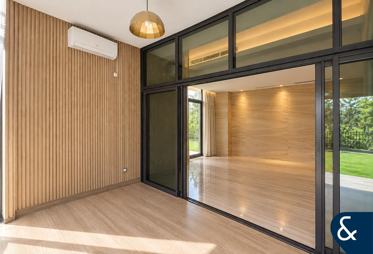 Unfurnished | Golf View | Upgraded photo 9
