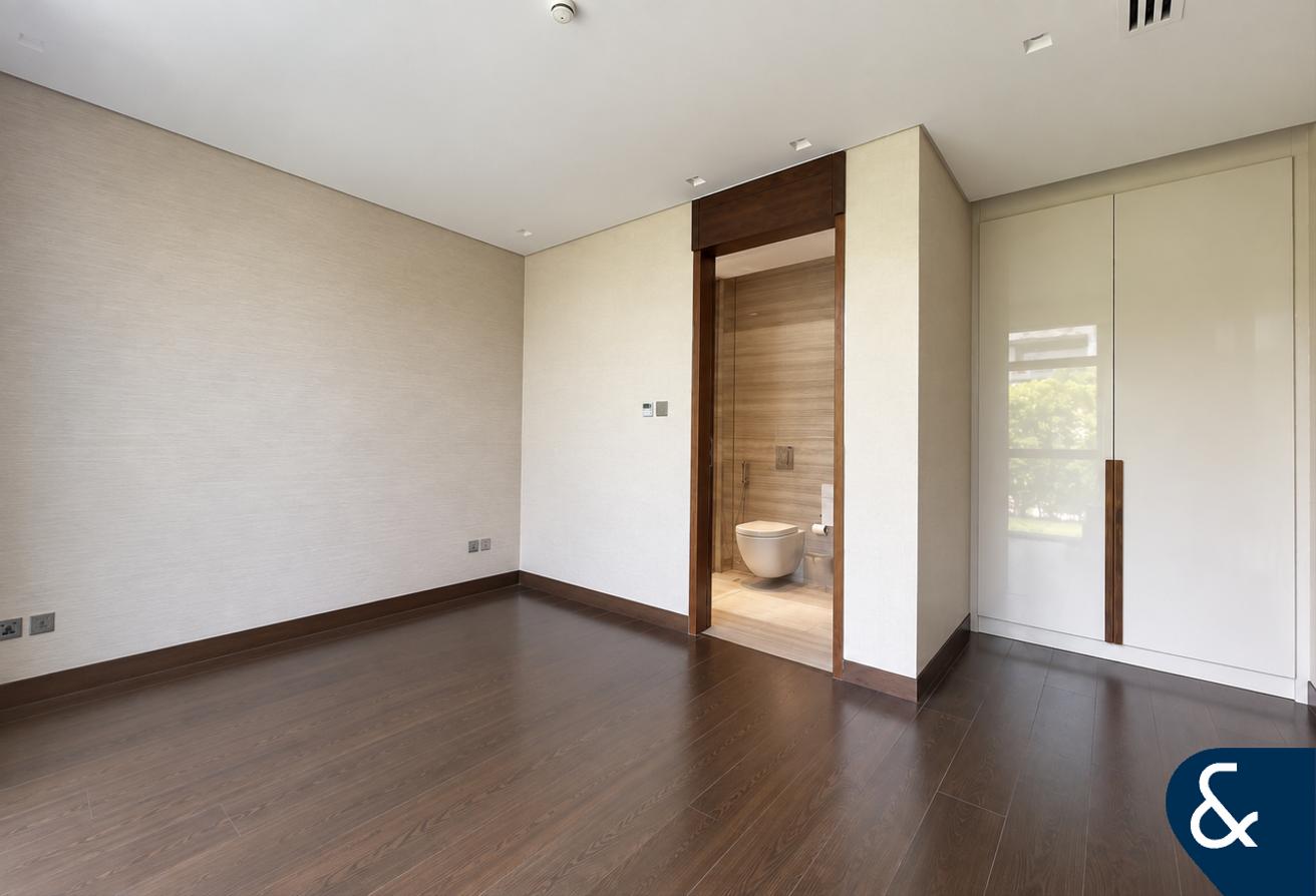 Unfurnished | Golf View | Upgraded photo 13