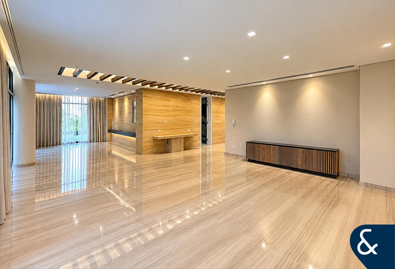 Unfurnished | Golf View | Upgraded photo 6
