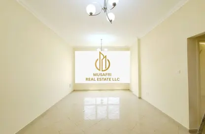 Apartment - 1 Bedroom - 2 Bathrooms for rent in Muwailih Building - Muwaileh - Sharjah
