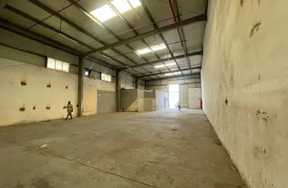 مستودع - استوديو - 1 حمام للايجار في بناء الصناعية 13 - منطقة رقم 13 - المنطقة الصناعية بالشارقة - الشارقة
