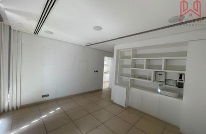 Villa - Studio - 5 Bathrooms for rent in Jumeirah 1 Villas - Jumeirah 1 - Jumeirah - Dubai