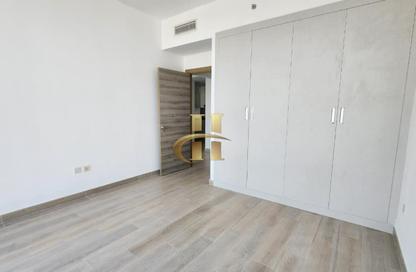 Apartment - 1 Bedroom - 2 Bathrooms for rent in Bloom Towers B - Bloom Towers - District 10 - Jumeirah Village Circle - Dubai Apartment - 1 Bedroom - 2 Bathrooms for rent in Bloom Towers B - Bloom Towers - District 10 - Jumeirah Village Circle - Dubai