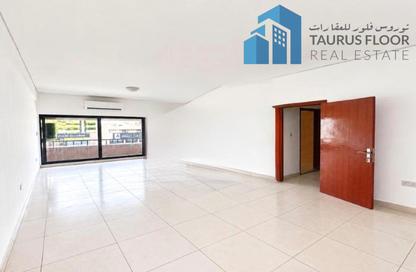 Apartment - 3 - 4 for rent in Zabeel Building - Al Karama - Bur Dubai - Dubai
