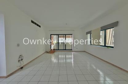 Apartment - 3 Bedrooms - 3 Bathrooms for rent in Wahat Al Nakheel - Al Mankhool - Bur Dubai - Dubai Apartment - 3 Bedrooms - 3 Bathrooms for rent in Wahat Al Nakheel - Al Mankhool - Bur Dubai - Dubai