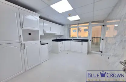 Apartment - 2 Bedrooms - 3 Bathrooms for rent in Diplomat Building - Umm Hurair 1 - Umm Hurair - Dubai