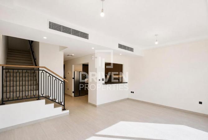 121104056 - Property Image 3