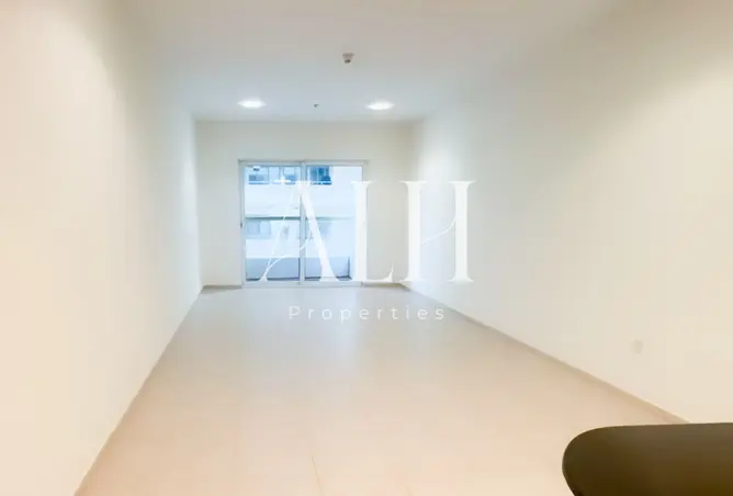 155580857 - Property Image 2