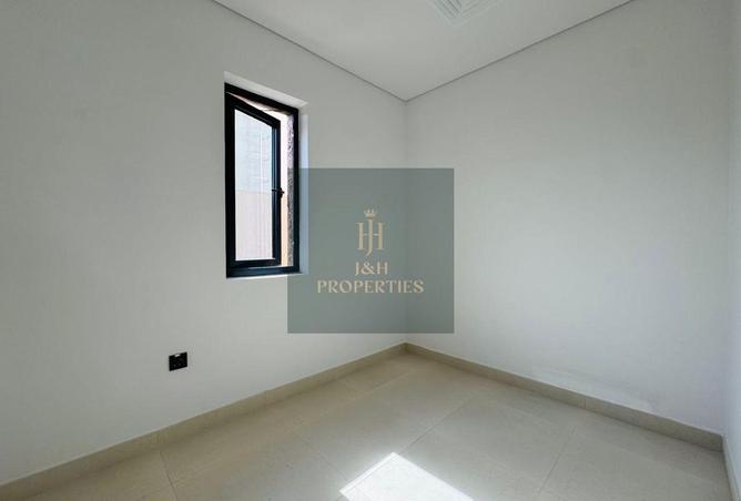 122451416 - Property Image 3