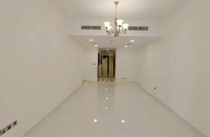 Apartment - 1 - 2 for rent in Trio Building - Al Barsha 1 - Al Barsha - Dubai Apartment - 1 - 2 for rent in Trio Building - Al Barsha 1 - Al Barsha - Dubai