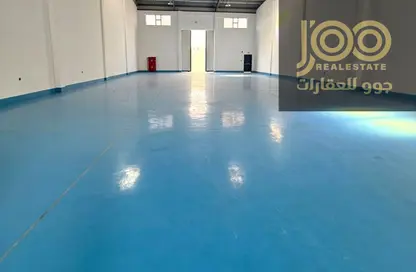 مستودع - استوديو - 1 حمام للايجار في أم الثعوب - أم القيوين